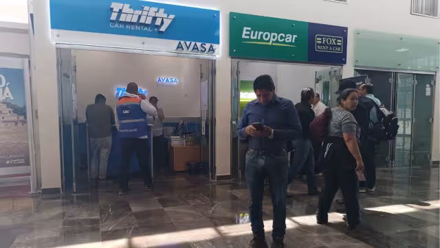 El servicio de cobro del estacionamiento, que fue activado el pasado 15 de abril, está a cargo de elementos de la Guardia Nacional (GN)