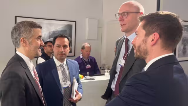Mauricio Vila se encontró con Bill Gates en el World Economic Forum