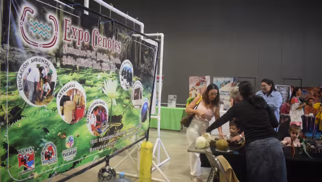 Subrayó que una vía para preservar la naturaleza es a través de la organización comunitaria