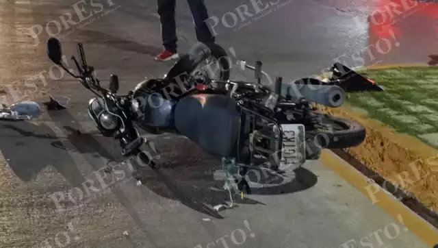Choque entre dos motociclistas deja dos personas lesionadas en la colonia Renovación, Primera Sección.