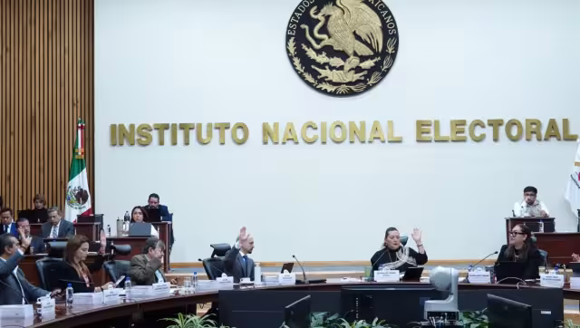 El INE determinó que durante los próximos cinco días únicamente acudirá de manera presencial el personal cuyas funciones sean estrictamente indispensable