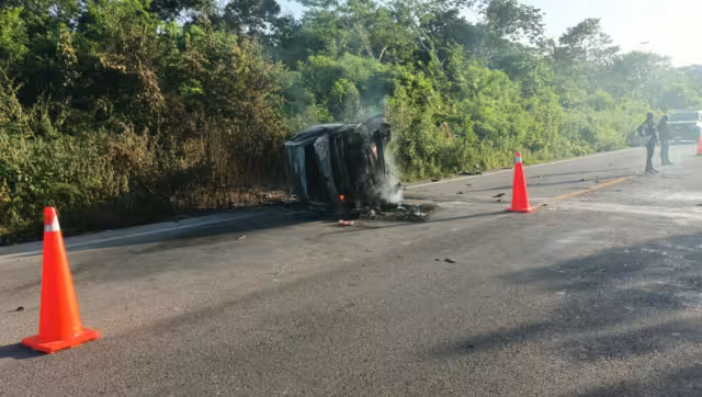 El chofer y su copiloto resultaron severamente lesionados