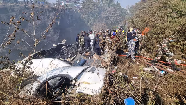Difunden el momento exacto del desplome de un avión en Nepal