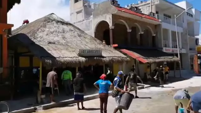 Indagan a más de 500 trabajadores de restaurantes en Mahahual, tras exclusión de la empresa Royal Caribbean en la construcción de Perfect Day