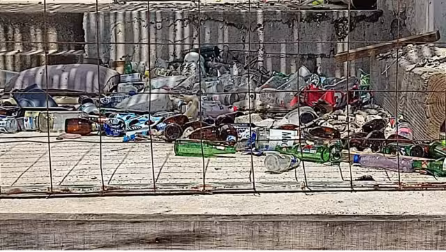 Contaminación y Abandono: Obreros Ebrios Deterioran la Belleza de Playacar

