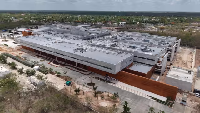 El nuevo hospital está equipado con tecnología avanzada