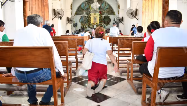 6. Entre rodillas y promesas: así vivió Campeche la fiesta de la Virgen de Guadalupe