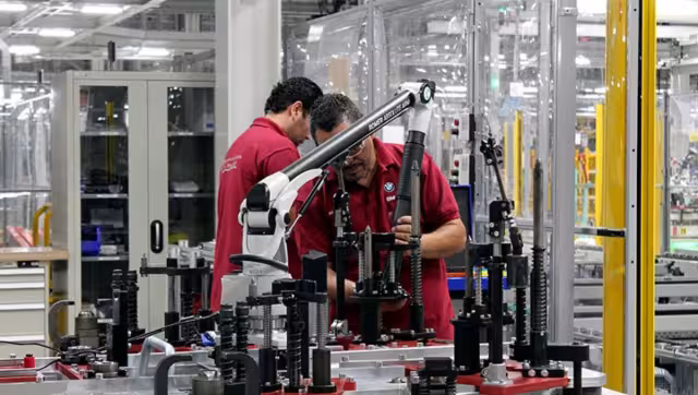 La OCDE elevó a 3.4% la previsión de crecimiento para México en 2023.