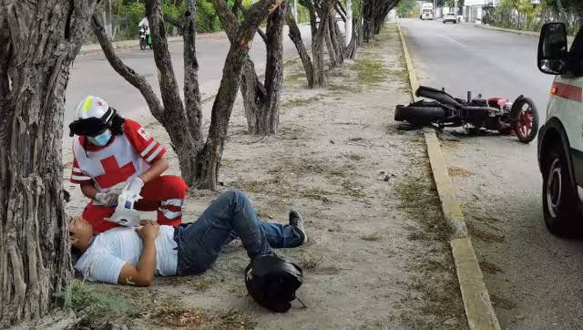 El joven se dirigía a su trabajo en un restaurante llamado 'Puerto Carmen'