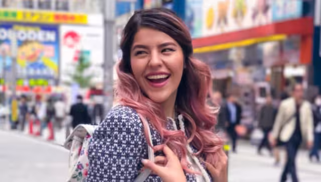 Lesslie Polinesia explota por la filtración de fotos con el rostro de su bebé
