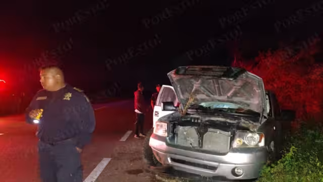 La camioneta se dirigía a la ciudad de Mérida cuando ocurrió el accidente