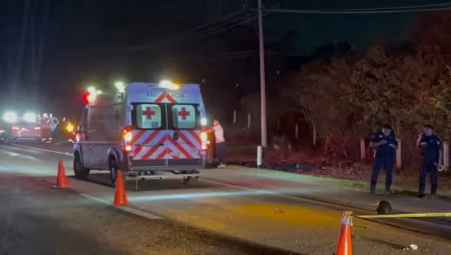 El cuerpo del motociclista quedó tendido en el Periférico de Campeche