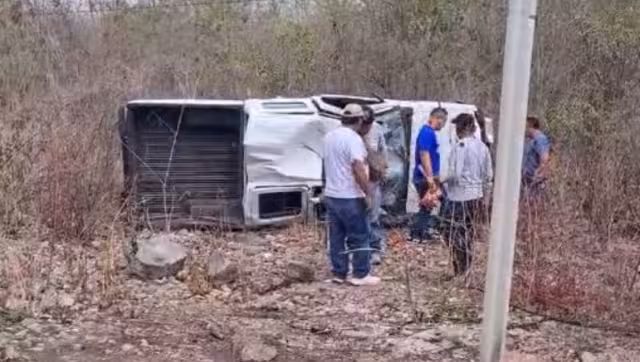 Los empleados de Protección Civil de Umán junto al Director fueron llevados a un hospital