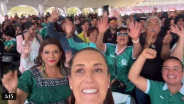La presidenta Claudia Sheinbaum decidió acudir al Fan Fest instalado en el Deportivo Hermanos galena de la alcaldía Gustavo A. Madero
