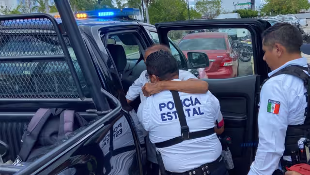 Al abuelito alegó no acordarse del apoyo que fue a buscar, pero que sólo se traba de un dinero que le otorgan de manera mensual