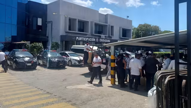 Cabe destacar que altos mandos de la Secretaría se reunieron con autoridades del gobierno estatal,