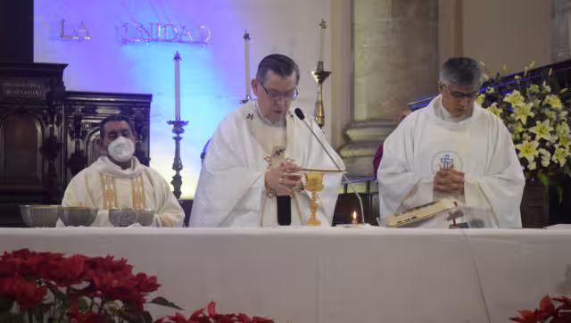 Exhortó a la feligresía a que no dejen de participar en esta Semana Santa