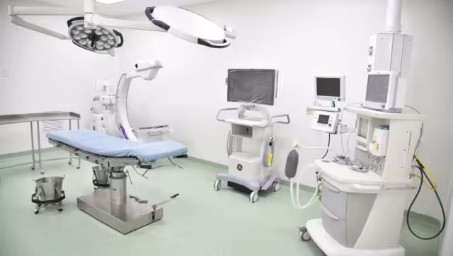 La coordinadora del IMSS-Bienestar en Campeche estuvo presente para constatar la entrega de los equipos