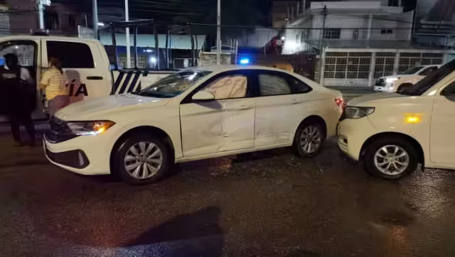 Fuerte choque en la glorieta del Chechén deja cuantiosos daños materiales