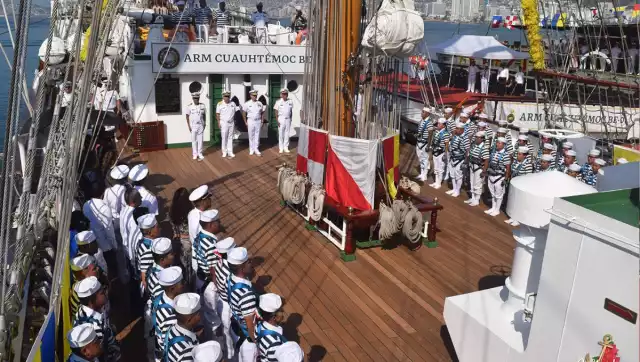 A lo largo de su historia, el Buque Escuela “Cuauhtémoc” ha contribuido a la formación de más de 43 generaciones