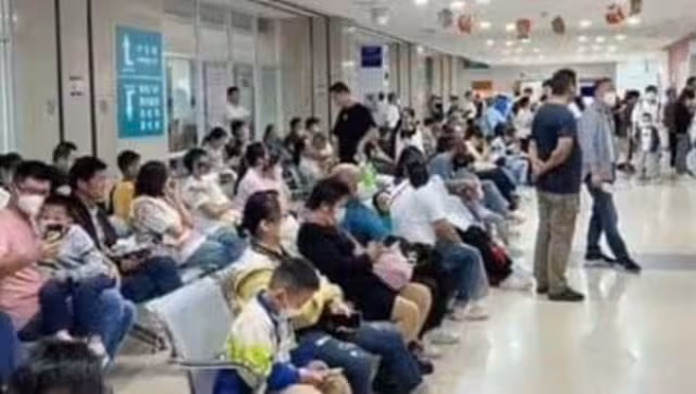 China asegura que el aumento de casos de enfermedades respiratorias es por una combinación de patógenos.