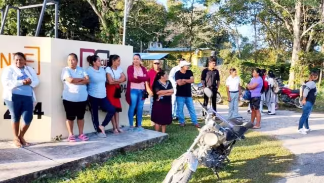 Los padres tomaron la instalación para exigir destitución de maestro