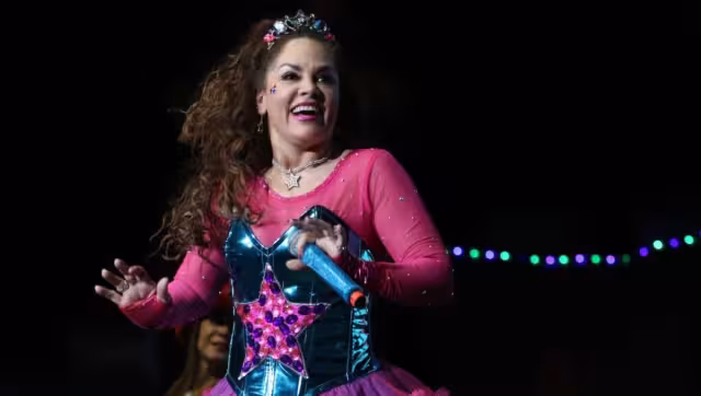 Tatiana se enamora de un policía y lo capta en video