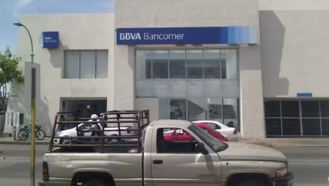 Los asaltantes iban a bordo de una motocicleta