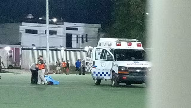 Tragedia en el campo de “La Charca”; jugador fallece tras sufrir infarto fulminante.