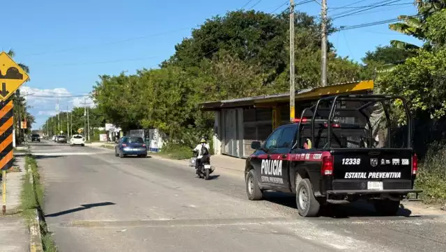 Habitantes de la colonia Sian Ka'an y Américas I están en riesgo por falta de señales de precaución en avenida Antonio Handall