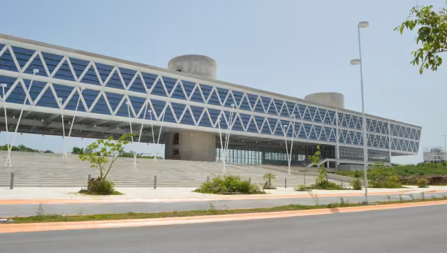 Corresponden 20 a la Ciudad Administrativa, una a “La Chácara” y otra al Palacio Municipal de Palizada