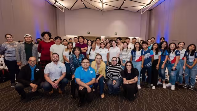 El trabajo será en los Parques de Disney por aproximadamente tres meses 
