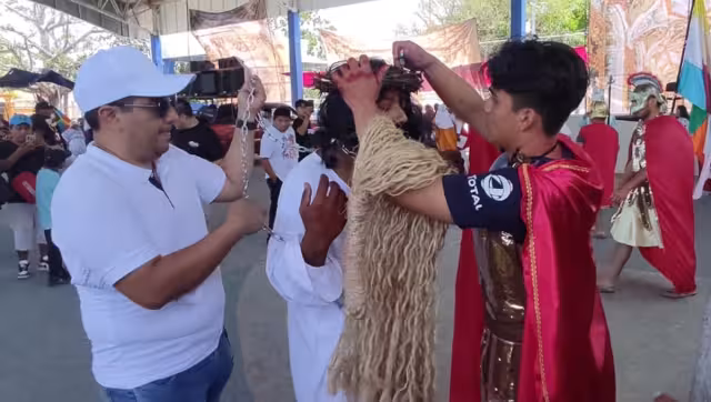 La representación se lleva a cabo en el domo del Parque de los Chiapanecos