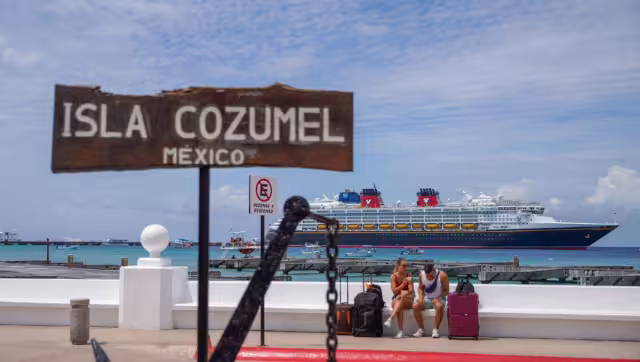 El Viking Polaris y el Viking Mars echarán ancla este viernes, con más de mil 300 pasajeros