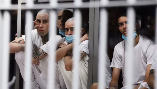 La reforma fue aprobada en sesión plenaria sin un proceso amplio de discusión legislativa, lo que ha generado cuestionamientos sobre la rapidez del procedimiento