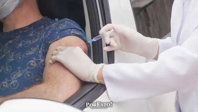 Vacúnate en tu coche: habilitan módulo contra el sarampión en Campeche