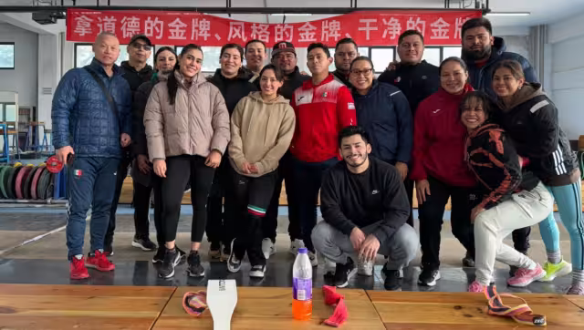 El atleta de Felipe Carrillo Puerto, acompañado por el entrenador de Othón P. Blanco, Jorge Rodríguez Méndez, ambos integrantes del equipo mexicano, viajaron al país asiático,