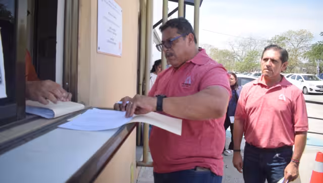 Luis García López busca ser candidato no registrado para la Alcaldía de Mérida