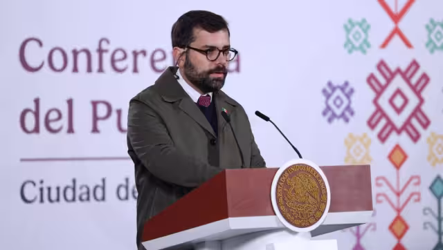 Alejandro Svarch Pérez, director de IMSS-Bienestar