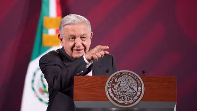 Andrés Manuel López Obrador también reconoció el trabajo que realiza en la SRE, Alicia Bárcena