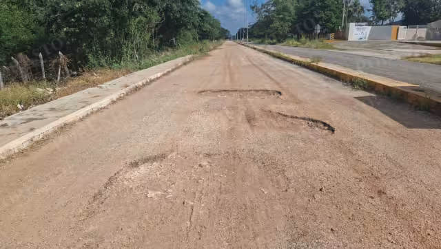 La obra fue abandonada durante la administración del exalcalde Fernando Sleme por presuntos adeudos a constructores.