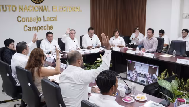 Durante la sesión del INE fueron nombrados tres nuevos consejeros