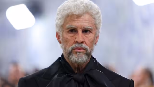 Bad Bunny envejece más de 50 años para su asistir al Met Gala 2026.