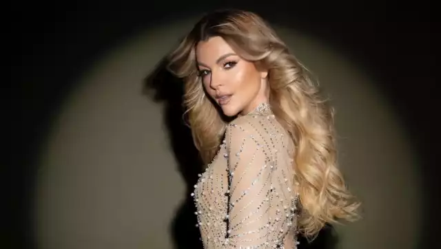 Marjorie de Sousa revela que se comprometió con Vicente Uribe, presume su lujoso anillo