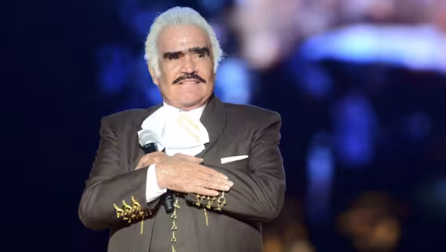 El domingo el intérprete de Mujeres Divinas tuvo una caída en su habitación en el rancho "Los tres potrillos". Foto: Especial