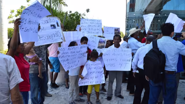 Los habitantes de Santa Cruz, Ciudad del Carmen presentaran denuncia ante FGE