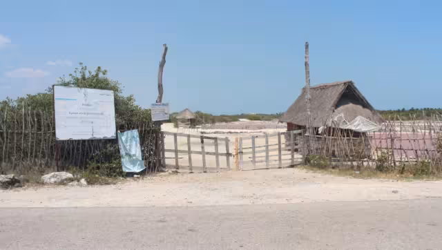 Un grupo de campesinos tienen tomadas las instalaciones afirmando que la salinera es propiedad privada