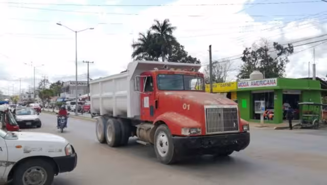 Transportistas del sur de Quintana Roo no participaron en la manifestación nacional por pronta convocatoria