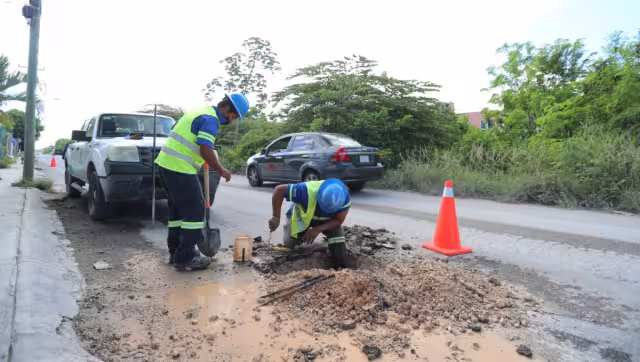 Baja presión, fugas y falta de agua son quejas recurrentes