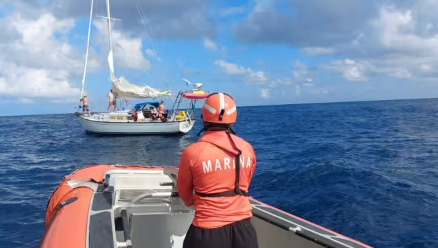 Los cinco tripulantes recibieron atención médica tras ser rescatados